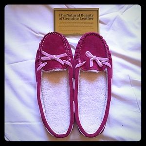 Moccasin slippers